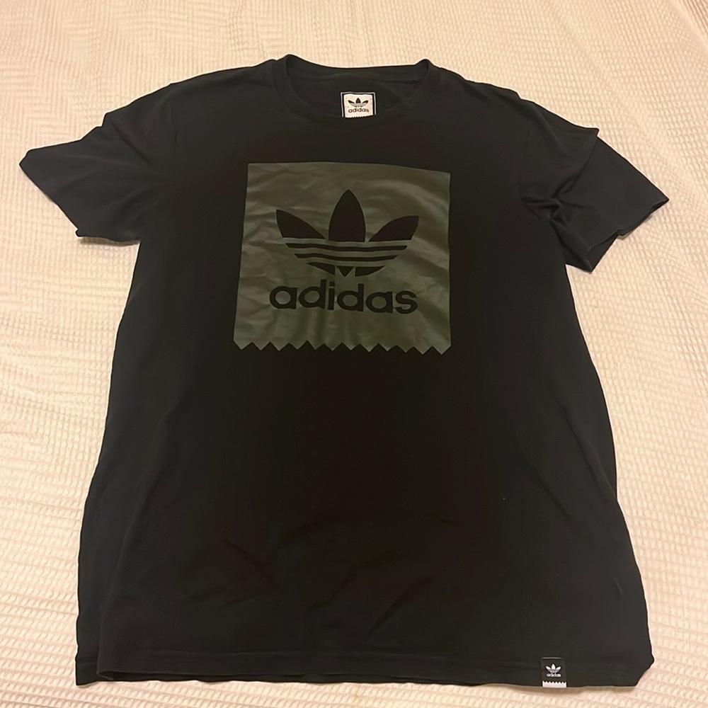 Adidas men’s T-shirt in good condition!